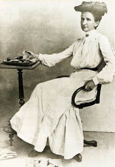 Stevenson supported Harriet Boyd Hawes (depicted here with Minoan pottery sherds) in her early excavations in Crete.