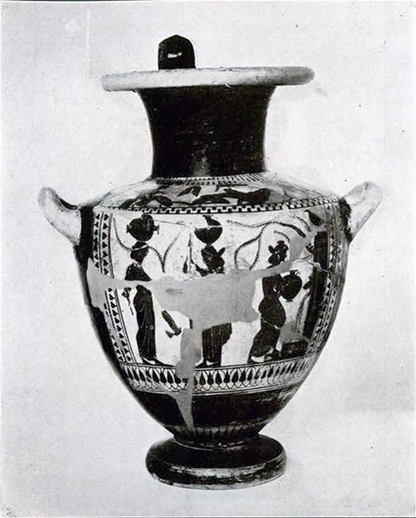 Black figure hydria with two handles showing Herakles and the lion and women at the fountain