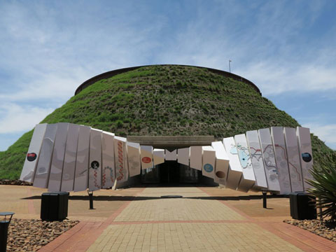 World Heritage in South Africa's Cradle of Humankind thumbnail.