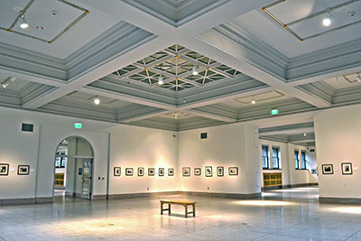 Photo of gallery space empty