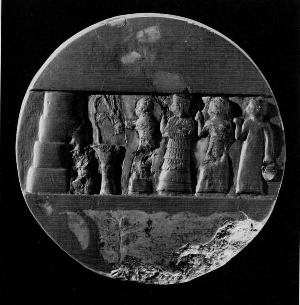 Disc depicting a sacrifice scene.