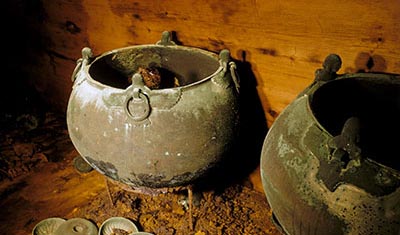 Bronze Cauldrons.